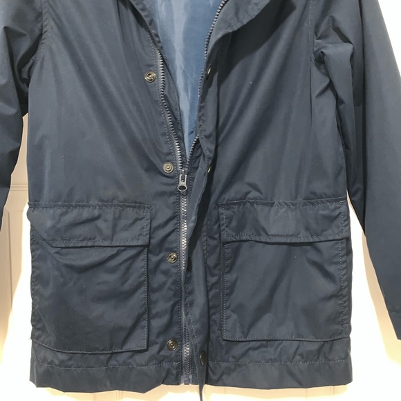 Old Navy boys windbreaker size large (10/12), navy blue, zipper and button-up - Picture 3 of 7